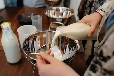 Mozzarella-Kurs mit Weinbegleitung - Ottensen/Hamburg (Thumbnail 3)