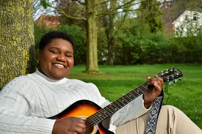 Sonntagskonzert mit Naomi Mbiyeya (Thumbnail 1)