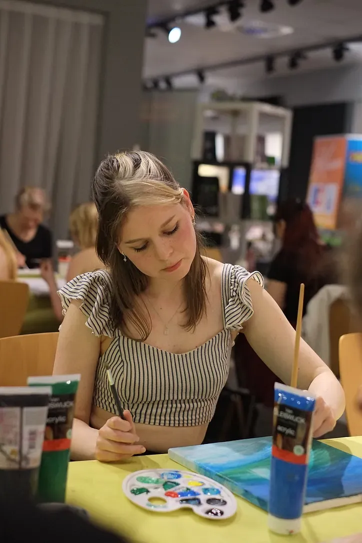 Ladies Paint Night 🎀🎨 (Bild 6)
