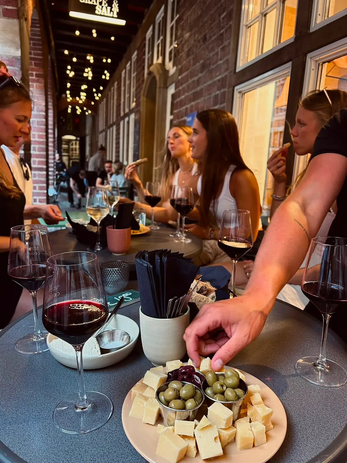 Weintour Bremen – Stadtführung mit Wine-Tasting (Bild 2)