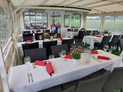 Rumtasting & Sundowner-Fahrt auf der Weser (Thumbnail 1)