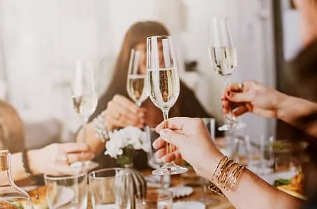 Prickelnde Vier - Apero mit Weinwissen! Schaumwein-Tasting im Weinlager Eltville